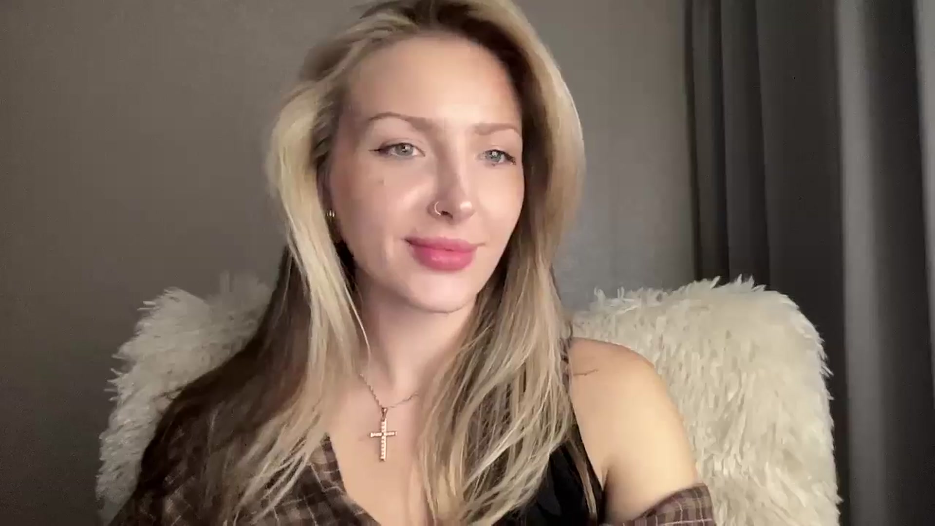 Gallery image thumbnail from Baby__Blue's myfreecams stream on, 09/19/2025, 16:22 image 10 of 20