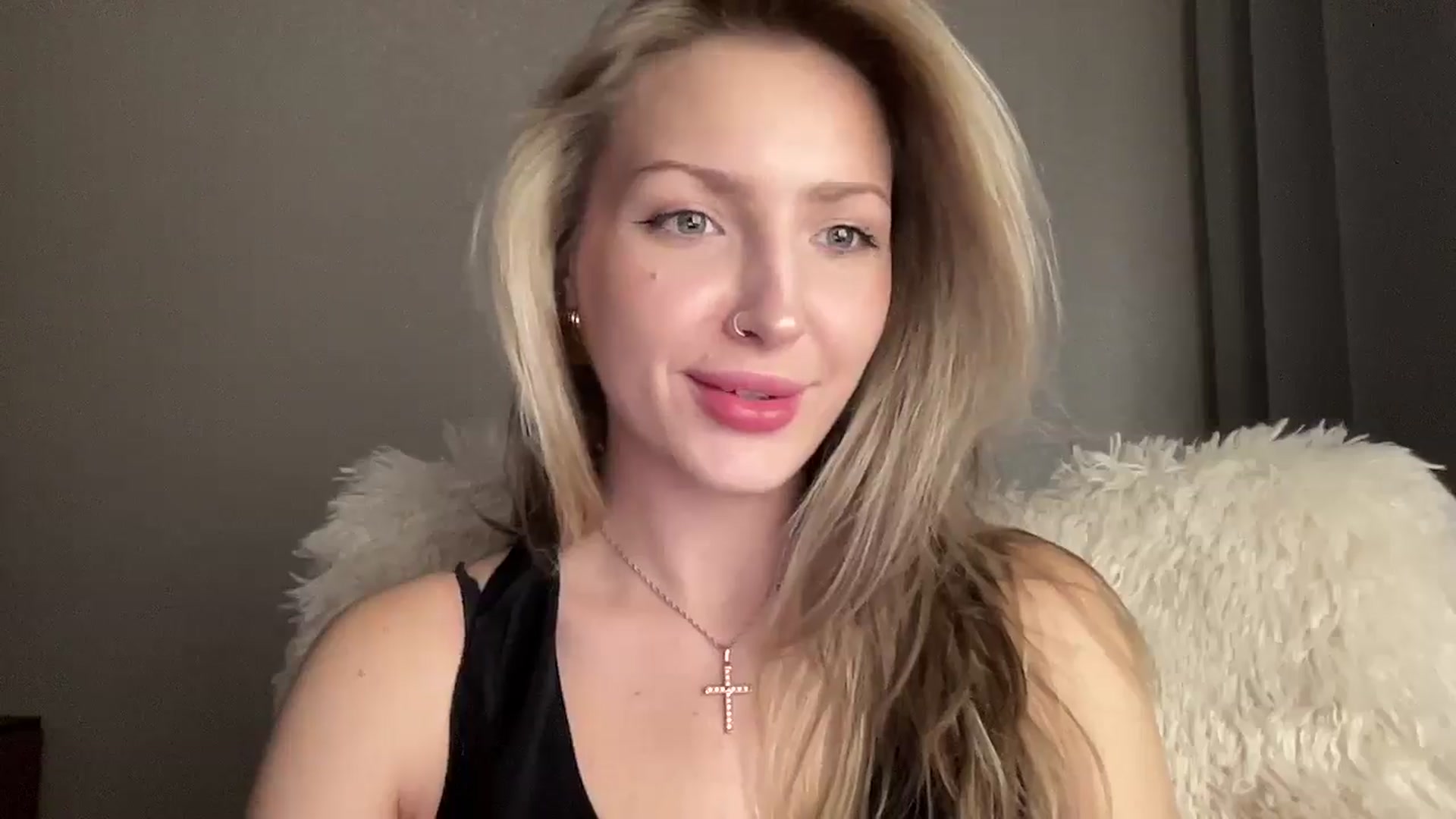 Gallery image thumbnail from Baby__Blue's myfreecams stream on, 09/19/2025, 17:12 image 2 of 20