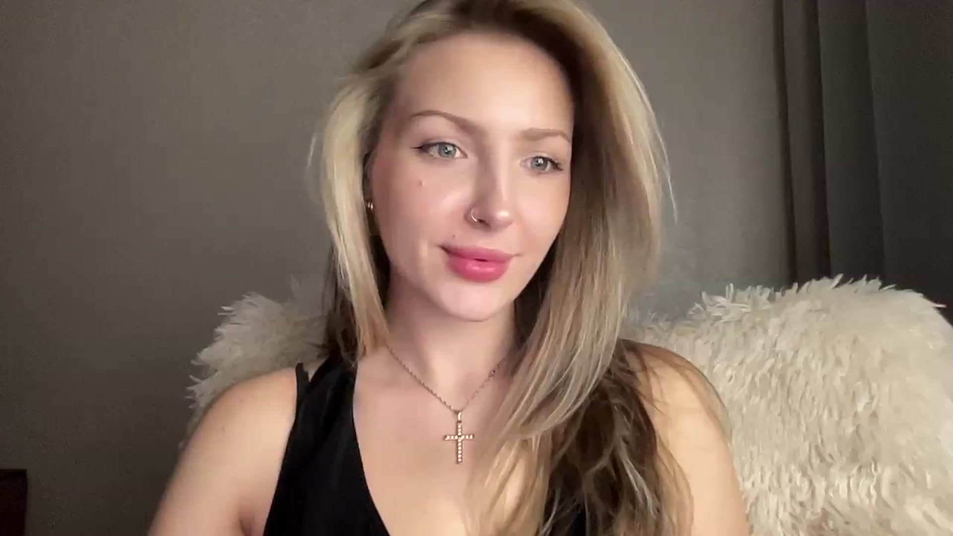 Gallery image thumbnail from Baby__Blue's myfreecams stream on, 09/19/2025, 17:12 image 3 of 20