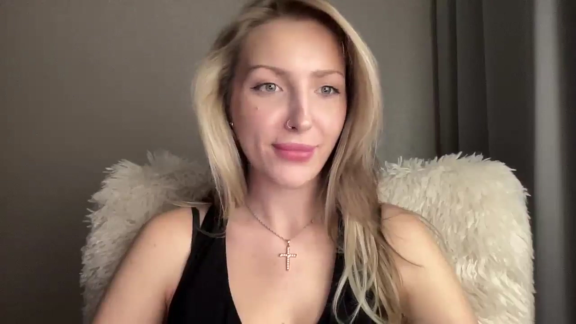 Gallery image thumbnail from Baby__Blue's myfreecams stream on, 09/19/2025, 17:12 image 18 of 20