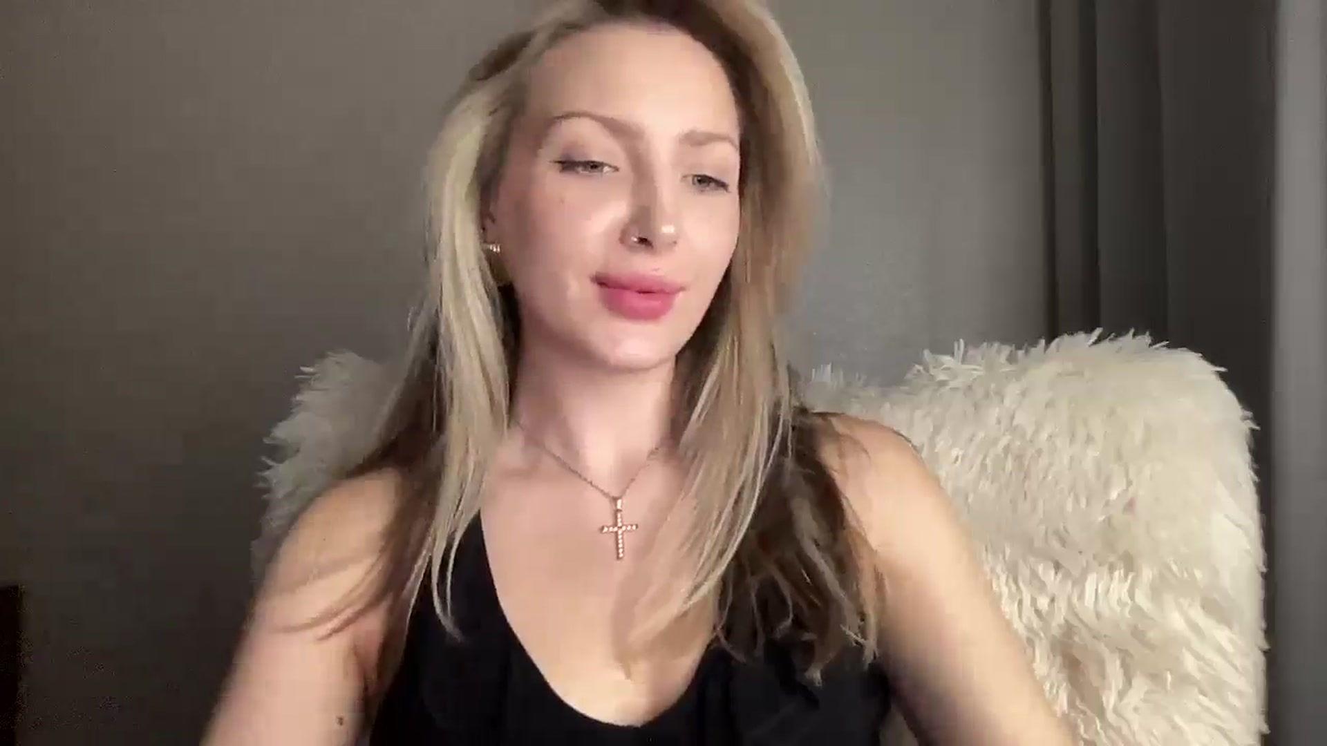 Gallery image thumbnail from Baby__Blue's myfreecams stream on, 09/19/2025, 17:12 image 4 of 20
