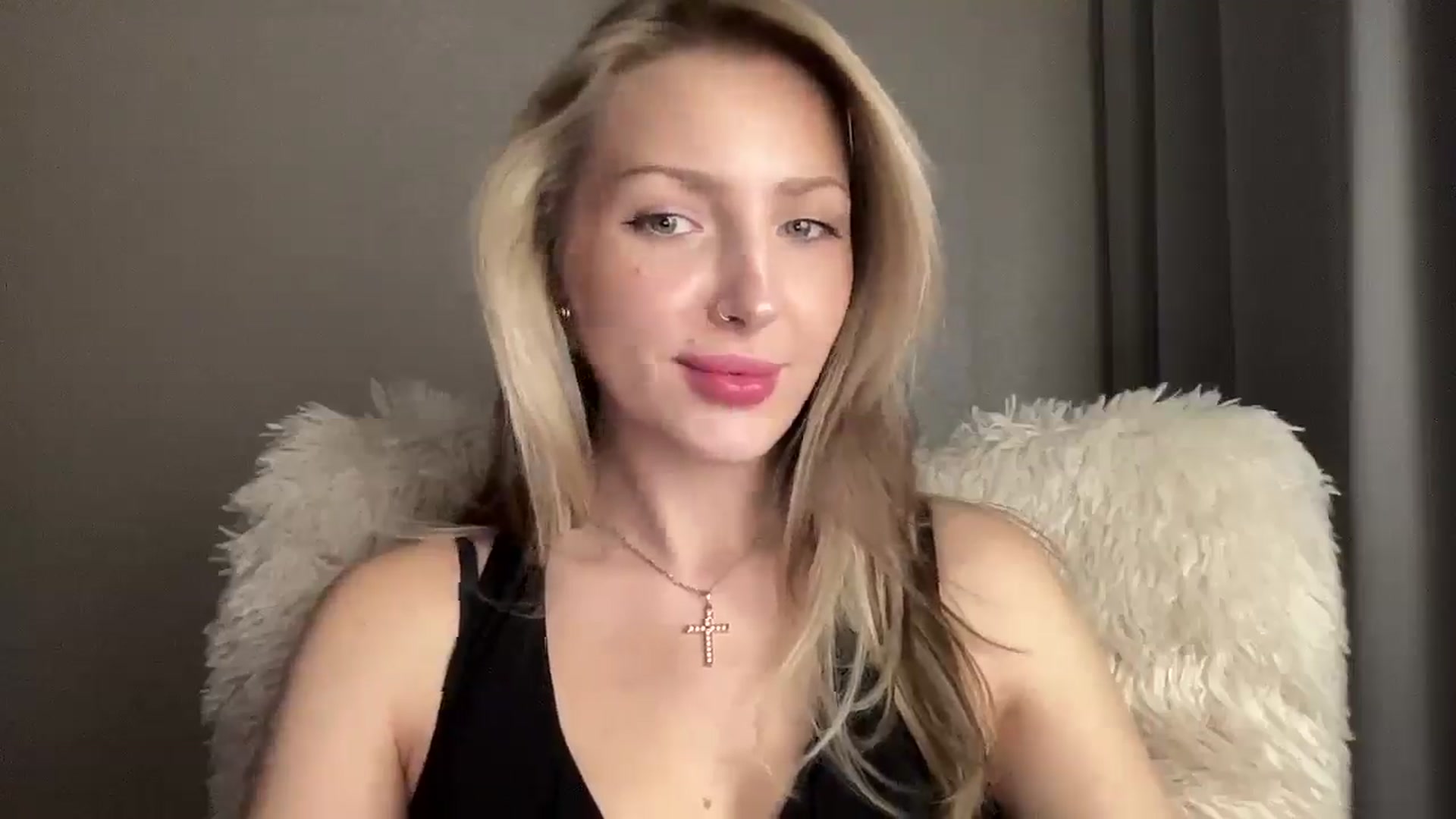 Gallery image thumbnail from Baby__Blue's myfreecams stream on, 09/19/2025, 17:12 image 19 of 20