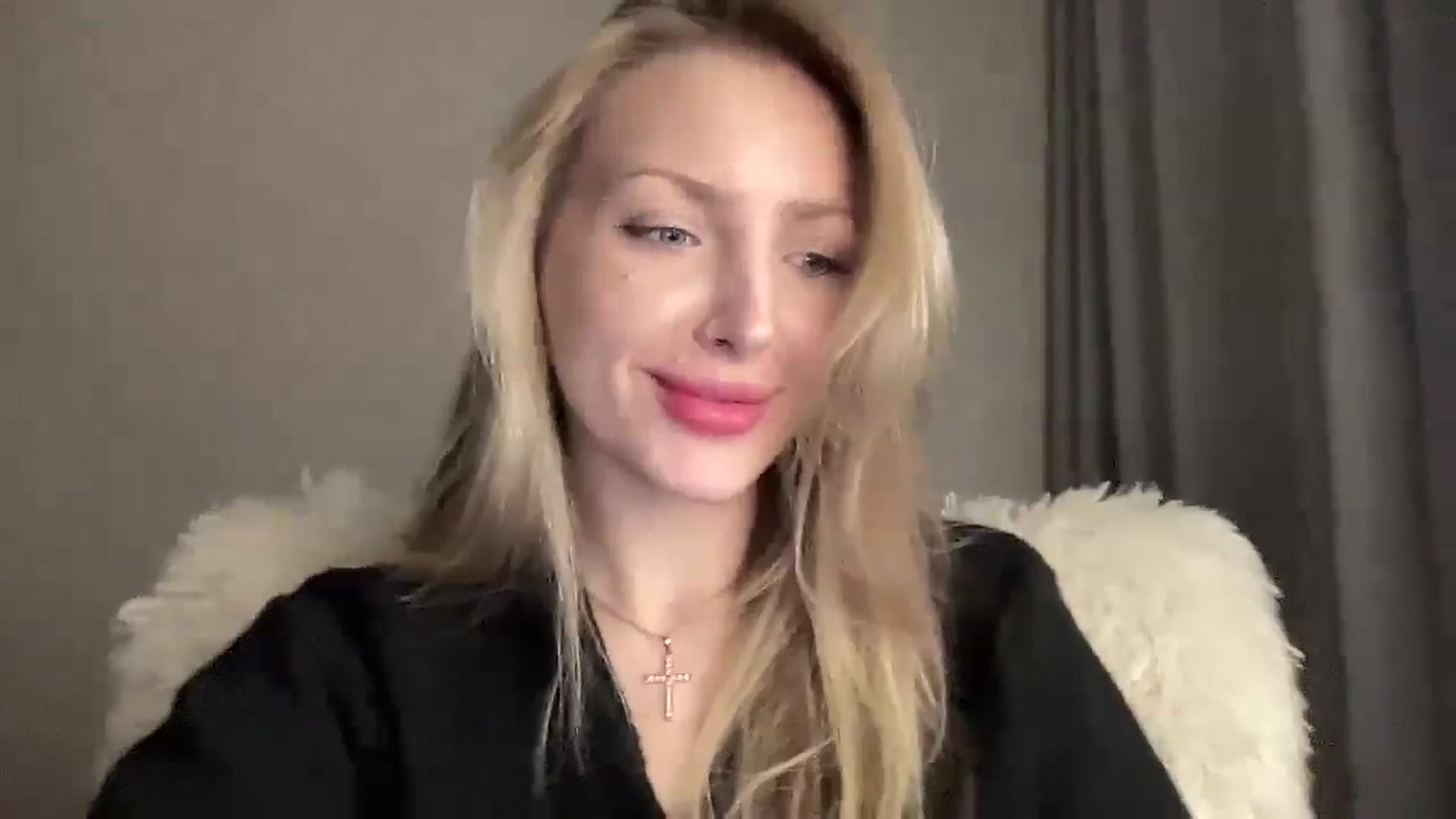 Gallery image thumbnail from Baby__Blue's myfreecams stream on, 09/20/2025, 22:03 image 7 of 20