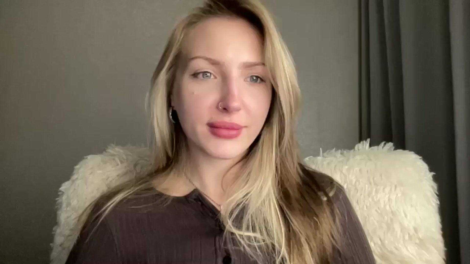 Gallery image thumbnail from Baby__Blue's myfreecams stream on, 09/21/2025, 19:10 image 19 of 20