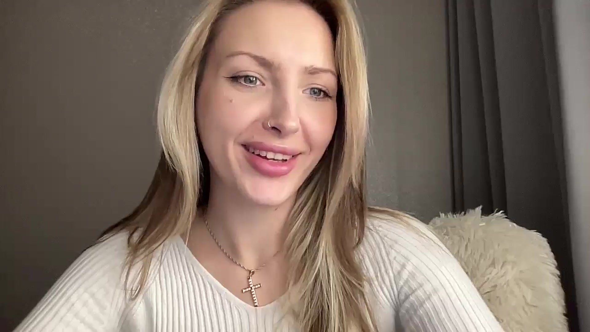 Gallery image thumbnail from Baby__Blue's myfreecams stream on, 09/23/2025, 15:42 image 19 of 20