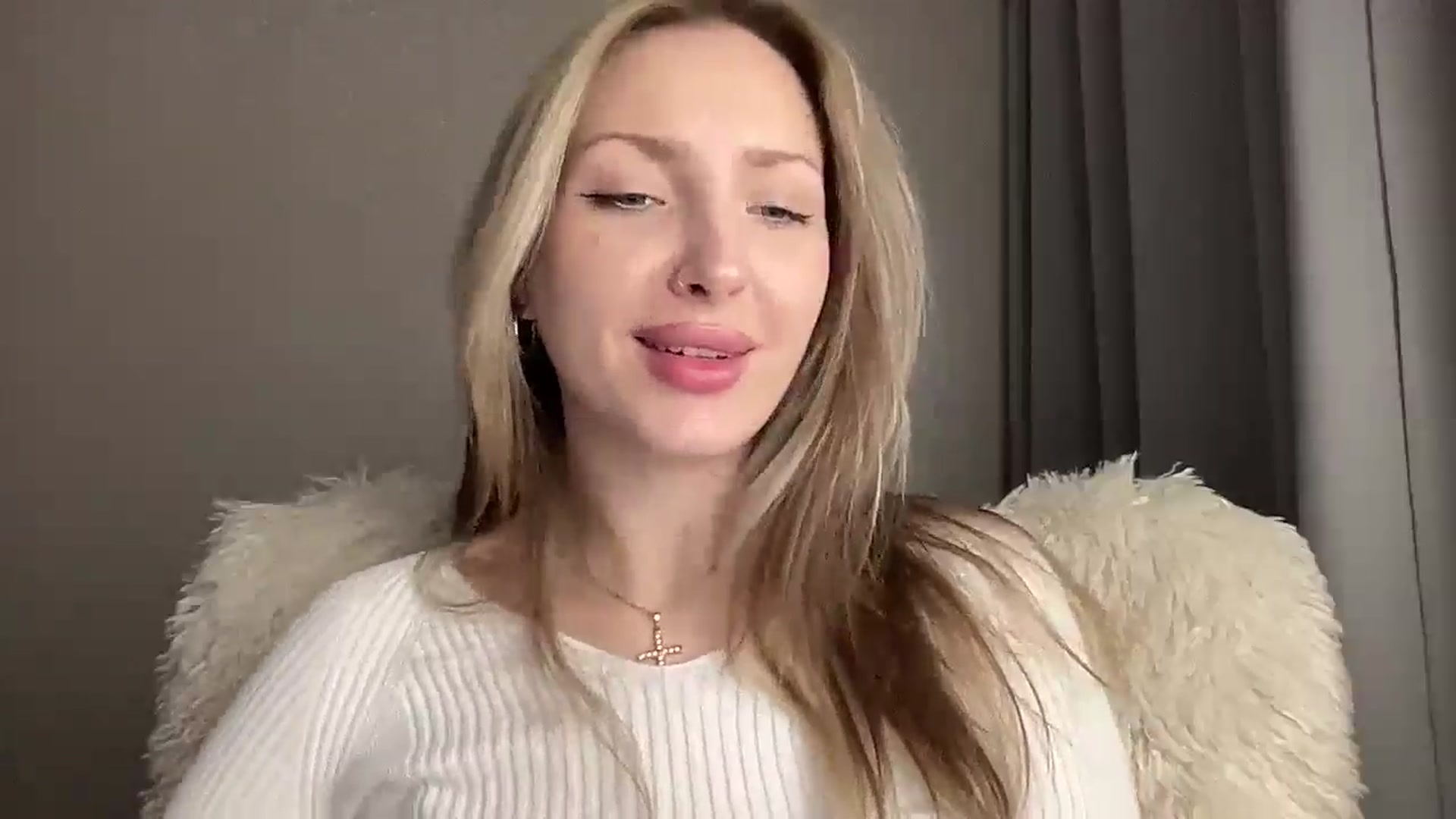 Gallery image thumbnail from Baby__Blue's myfreecams stream on, 09/23/2025, 15:42 image 10 of 20