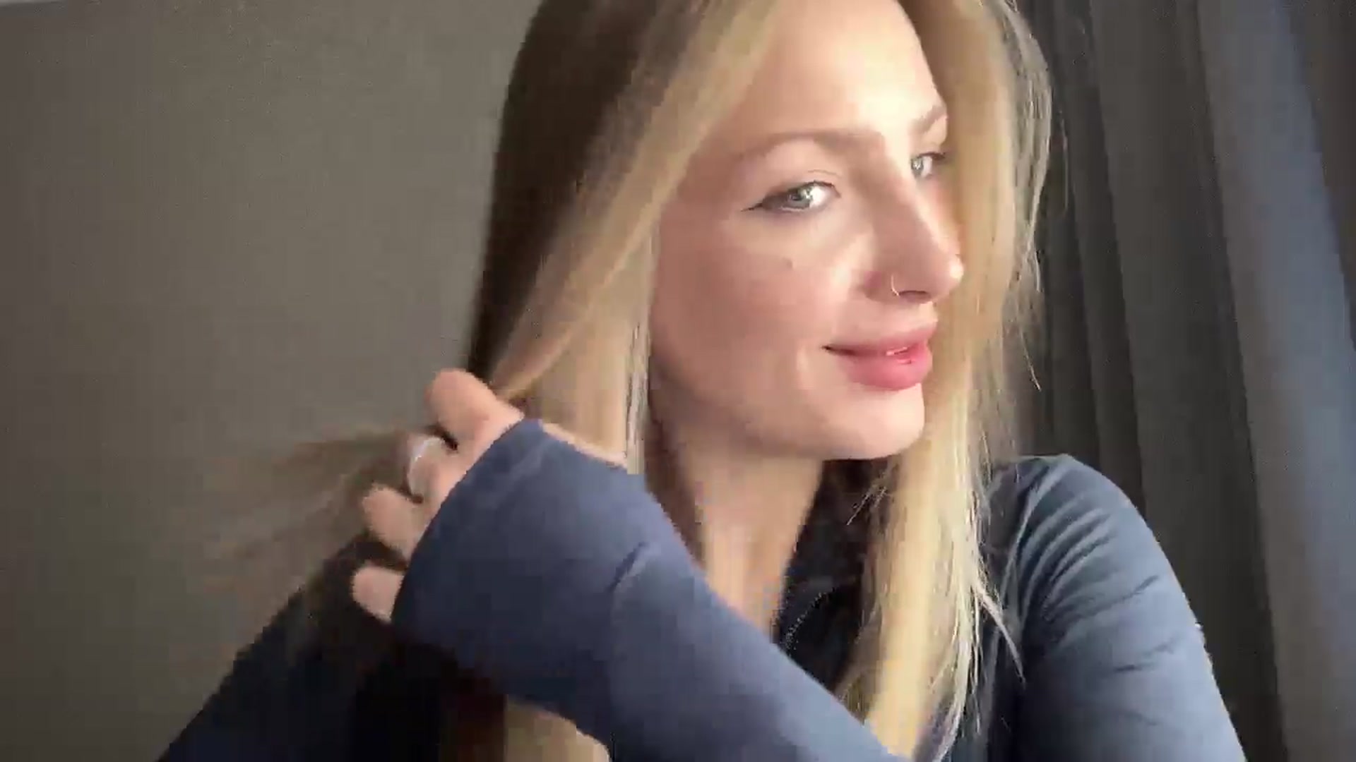 Gallery image thumbnail from Baby__Blue's myfreecams stream on, 09/26/2025, 13:24 image 18 of 20