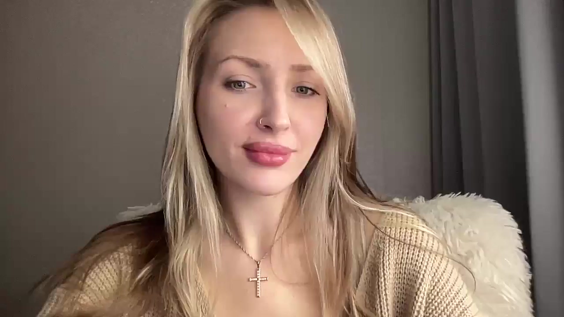 Gallery image thumbnail from Baby__Blue's myfreecams stream on, 10/12/2025, 21:15 image 19 of 20