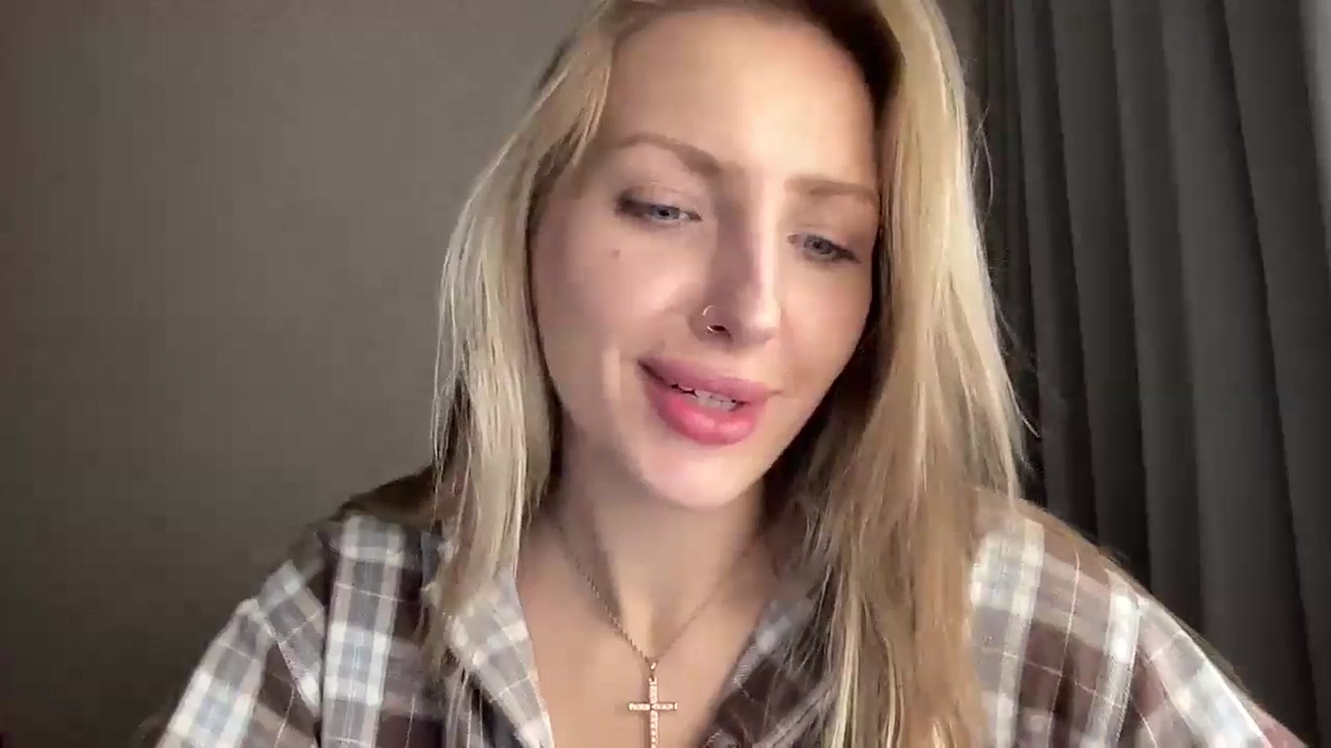 Gallery image thumbnail from Baby__Blue's myfreecams stream on, 10/14/2025, 21:21 image 16 of 20