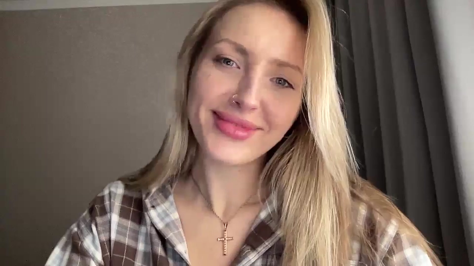 Gallery image thumbnail from Baby__Blue's myfreecams stream on, 10/14/2025, 21:21 image 15 of 20