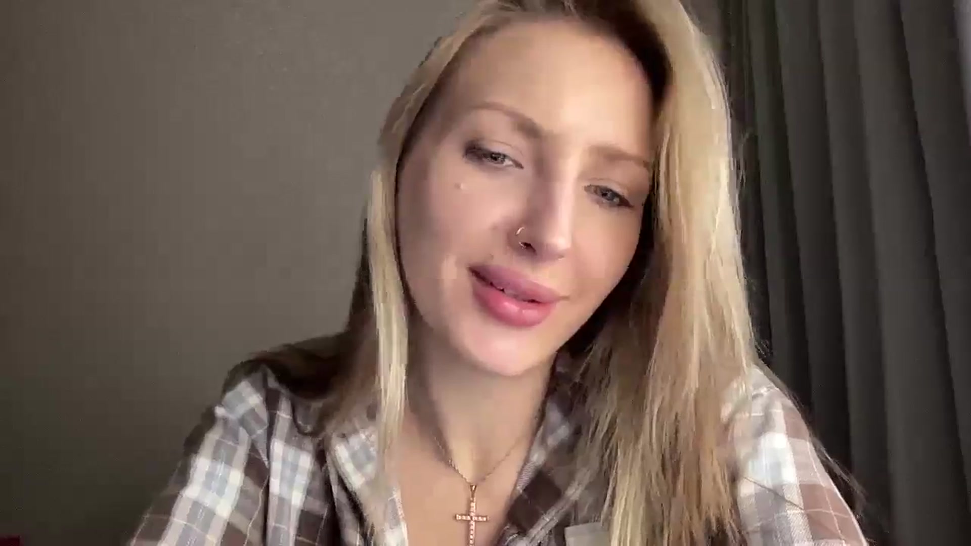Gallery image thumbnail from Baby__Blue's myfreecams stream on, 10/14/2025, 21:21 image 17 of 20