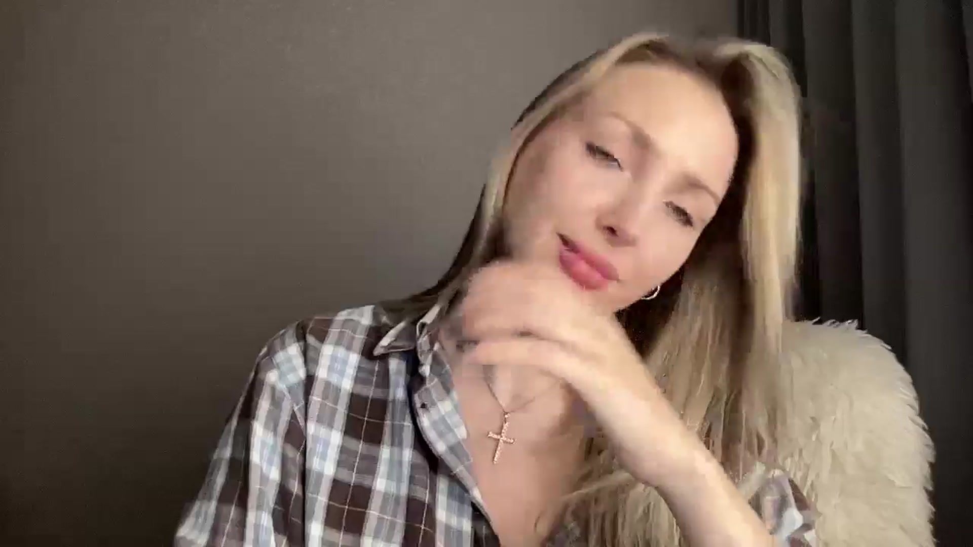 Gallery image thumbnail from Baby__Blue's myfreecams stream on, 10/14/2025, 22:14 image 14 of 20