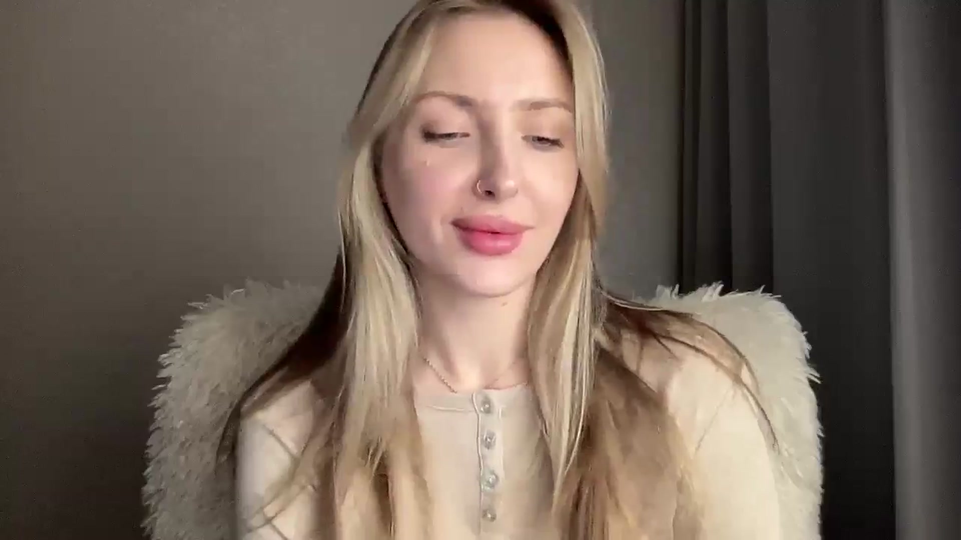 Gallery image thumbnail from Baby__Blue's myfreecams stream on, 10/28/2025, 20:38 image 5 of 20