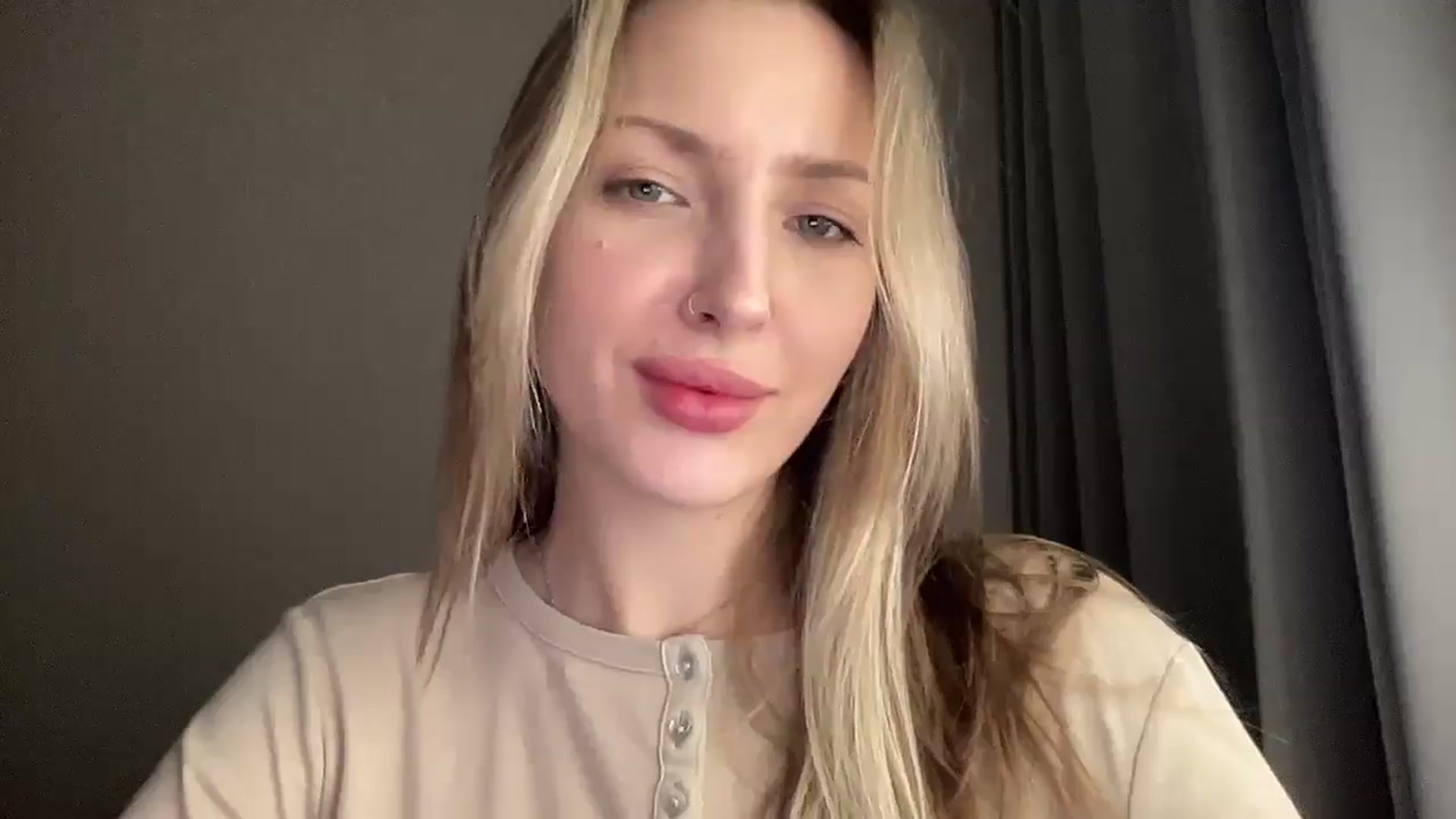 Gallery image thumbnail from Baby__Blue's myfreecams stream on, 10/28/2025, 22:21 image 5 of 20