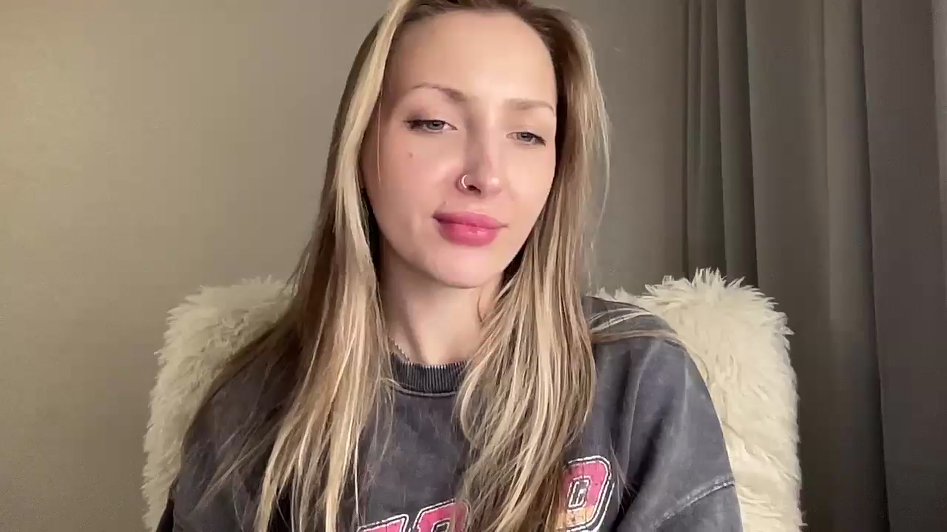 Gallery image thumbnail from Baby__Blue's myfreecams stream on, 11/03/2025, 22:23 image 15 of 20