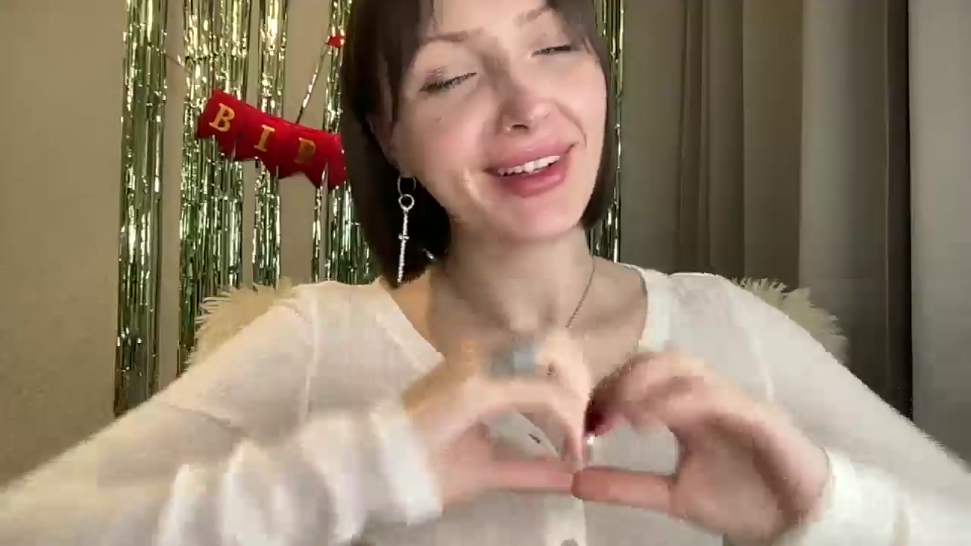 Gallery image thumbnail from Baby__Blue's myfreecams stream on, 11/05/2025, 21:20 image 13 of 20