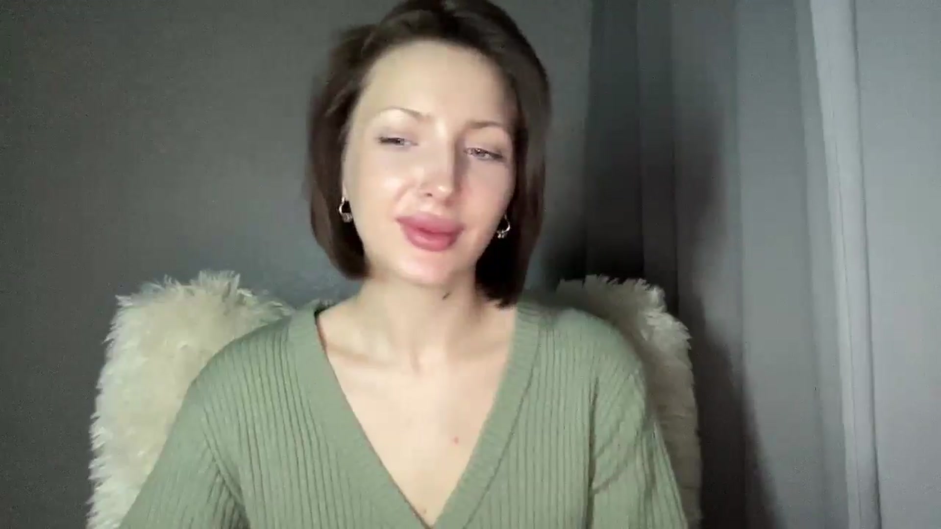 Gallery image thumbnail from Baby__Blue's myfreecams stream on, 11/17/2025, 19:42 image 12 of 20
