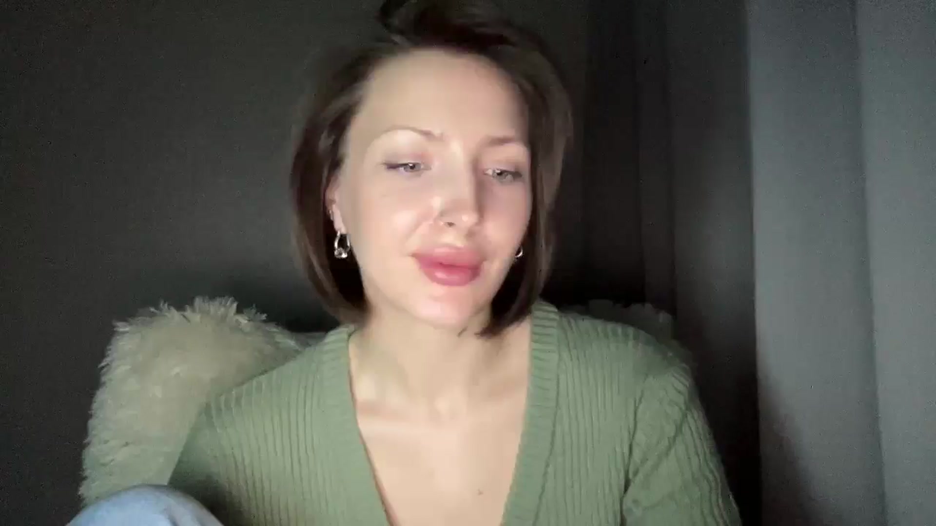 Gallery image thumbnail from Baby__Blue's myfreecams stream on, 11/17/2025, 22:40 image 20 of 20