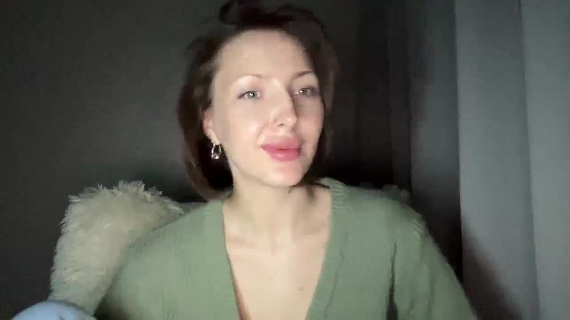 Gallery image thumbnail from Baby__Blue's myfreecams stream on, 11/17/2025, 22:40 image 18 of 20