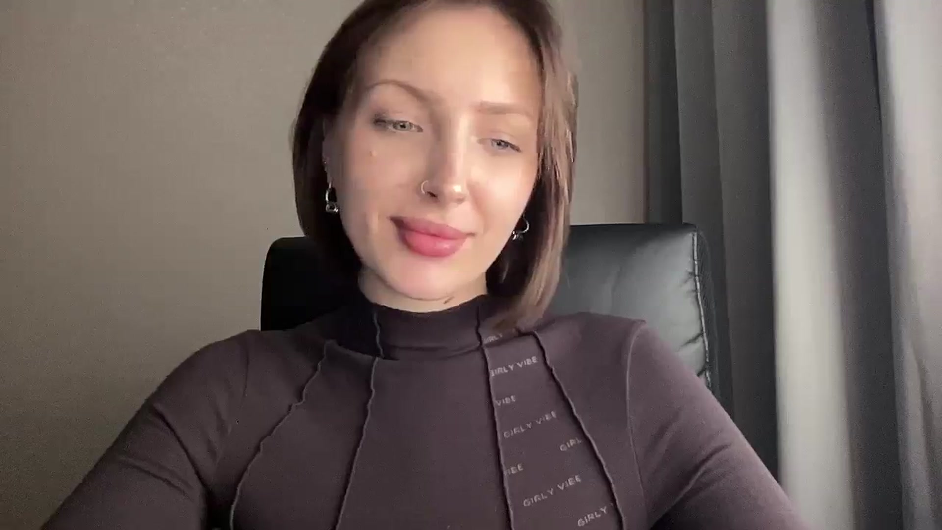 Gallery image thumbnail from Baby__Blue's myfreecams stream on, 11/23/2025, 20:35 image 3 of 20