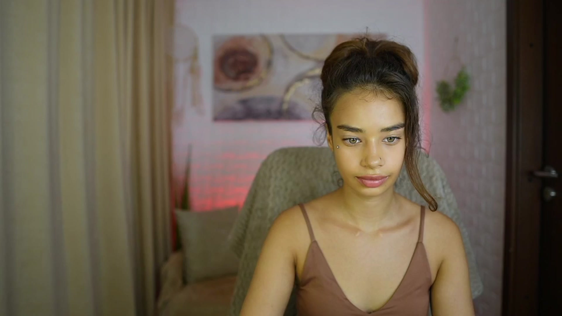 Gallery image thumbnail from Baby__Jewel's myfreecams stream on, 09/02/2024, 13:14 image 18 of 20