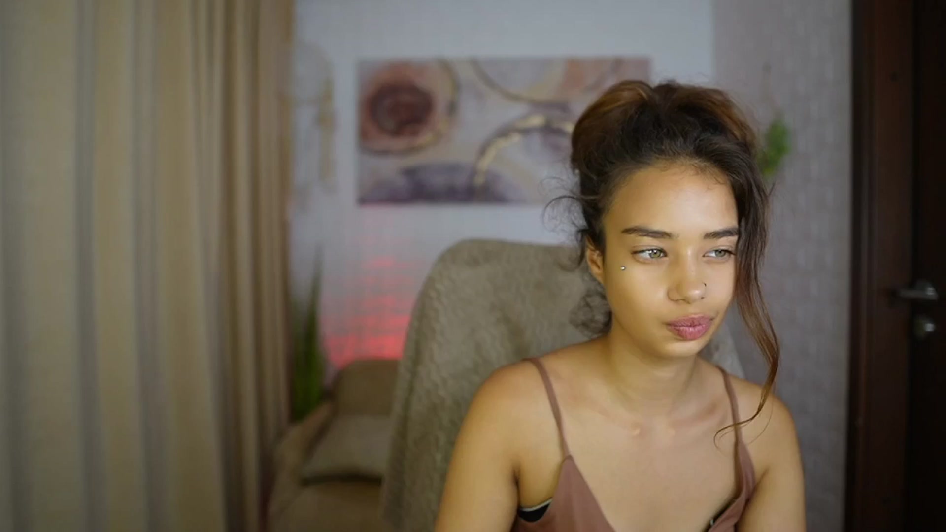 Gallery image thumbnail from Baby__Jewel's myfreecams stream on, 09/02/2024, 16:36 image 6 of 20
