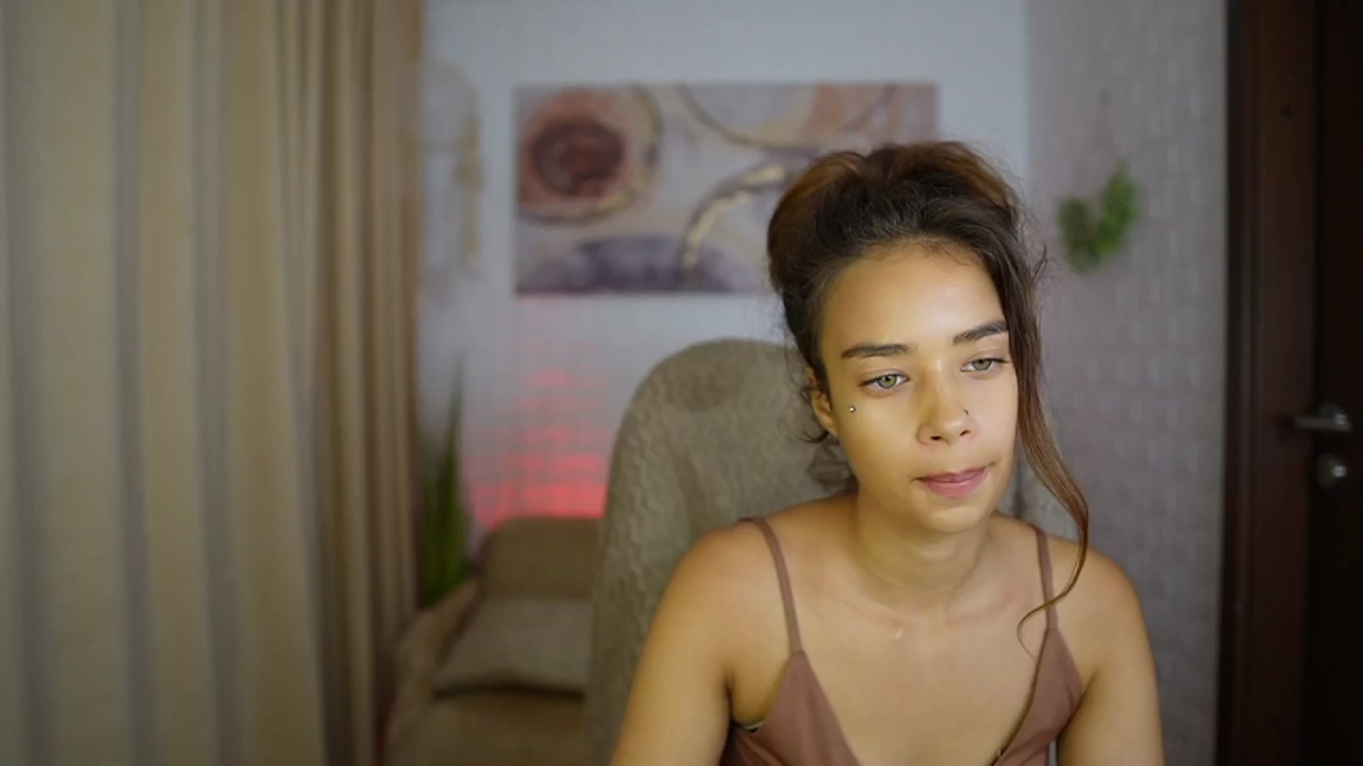 Gallery image thumbnail from Baby__Jewel's myfreecams stream on, 09/02/2024, 16:36 image 18 of 20