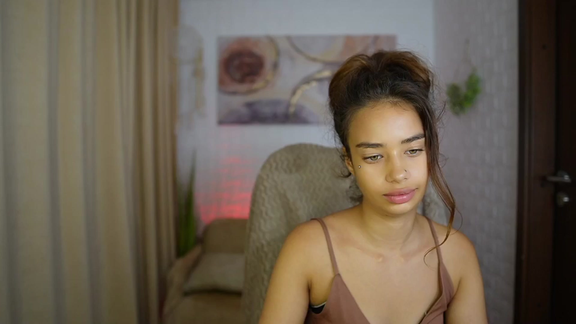 Gallery image thumbnail from Baby__Jewel's myfreecams stream on, 09/02/2024, 16:36 image 16 of 20