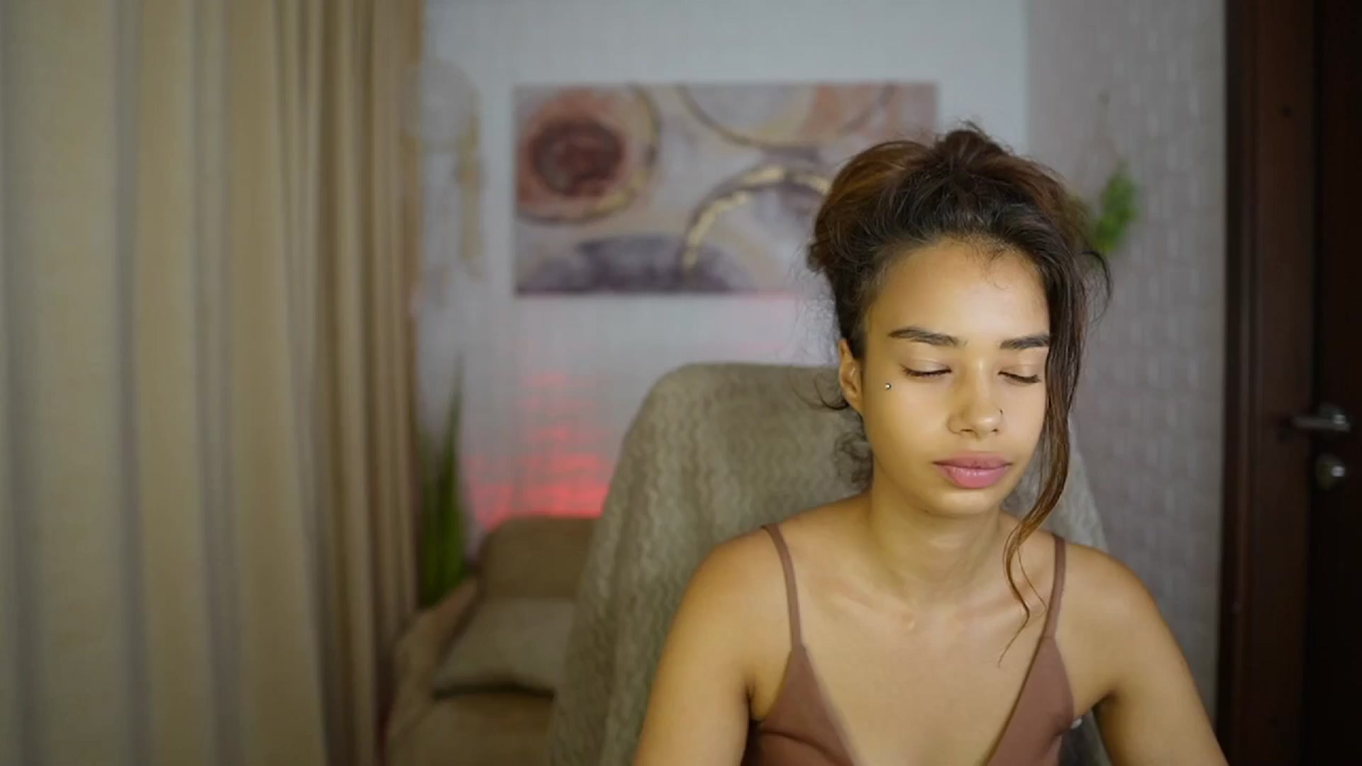 Gallery image thumbnail from Baby__Jewel's myfreecams stream on, 09/02/2024, 17:26 image 8 of 20