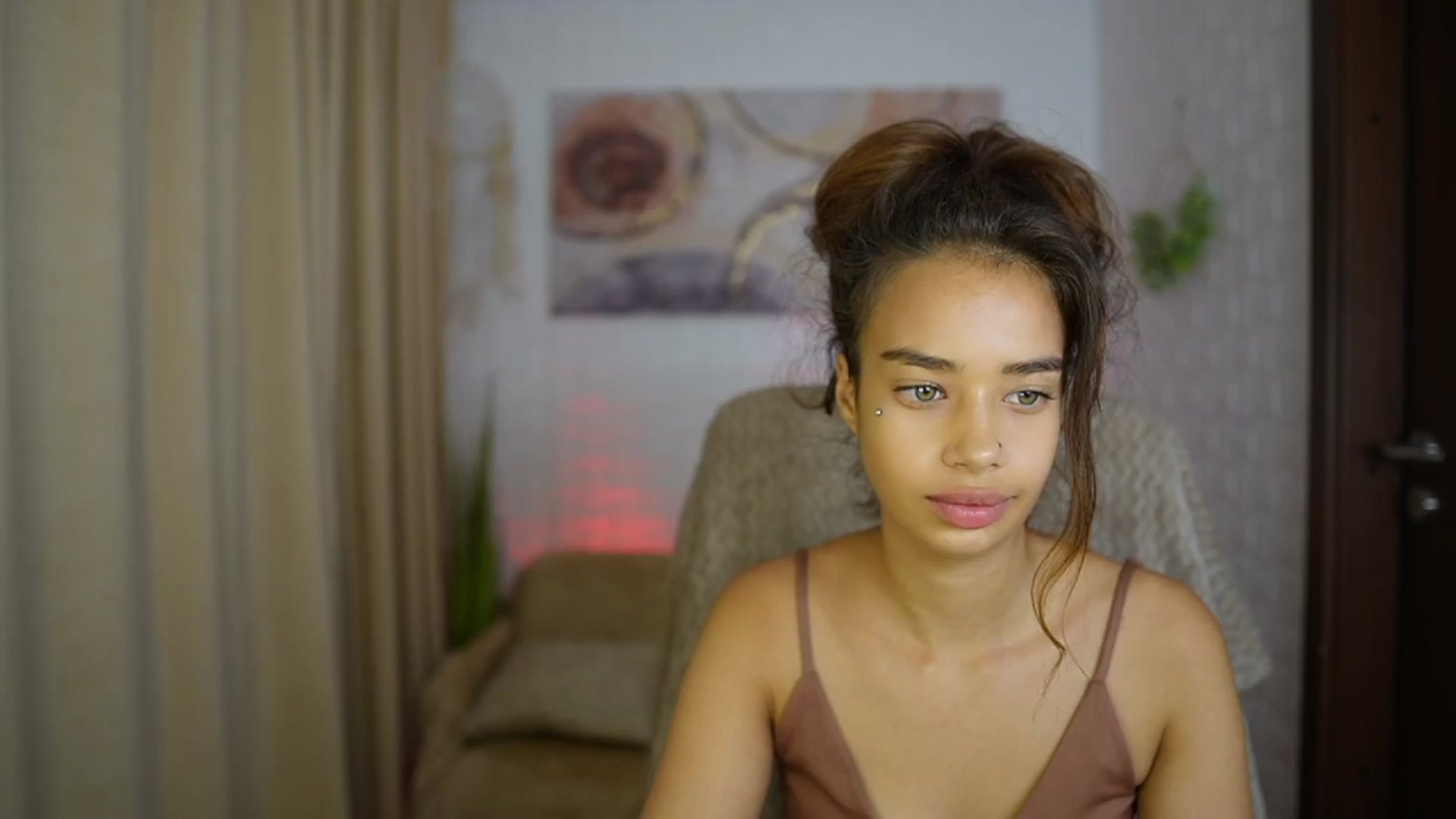 Gallery image thumbnail from Baby__Jewel's myfreecams stream on, 09/02/2024, 18:02 image 3 of 20