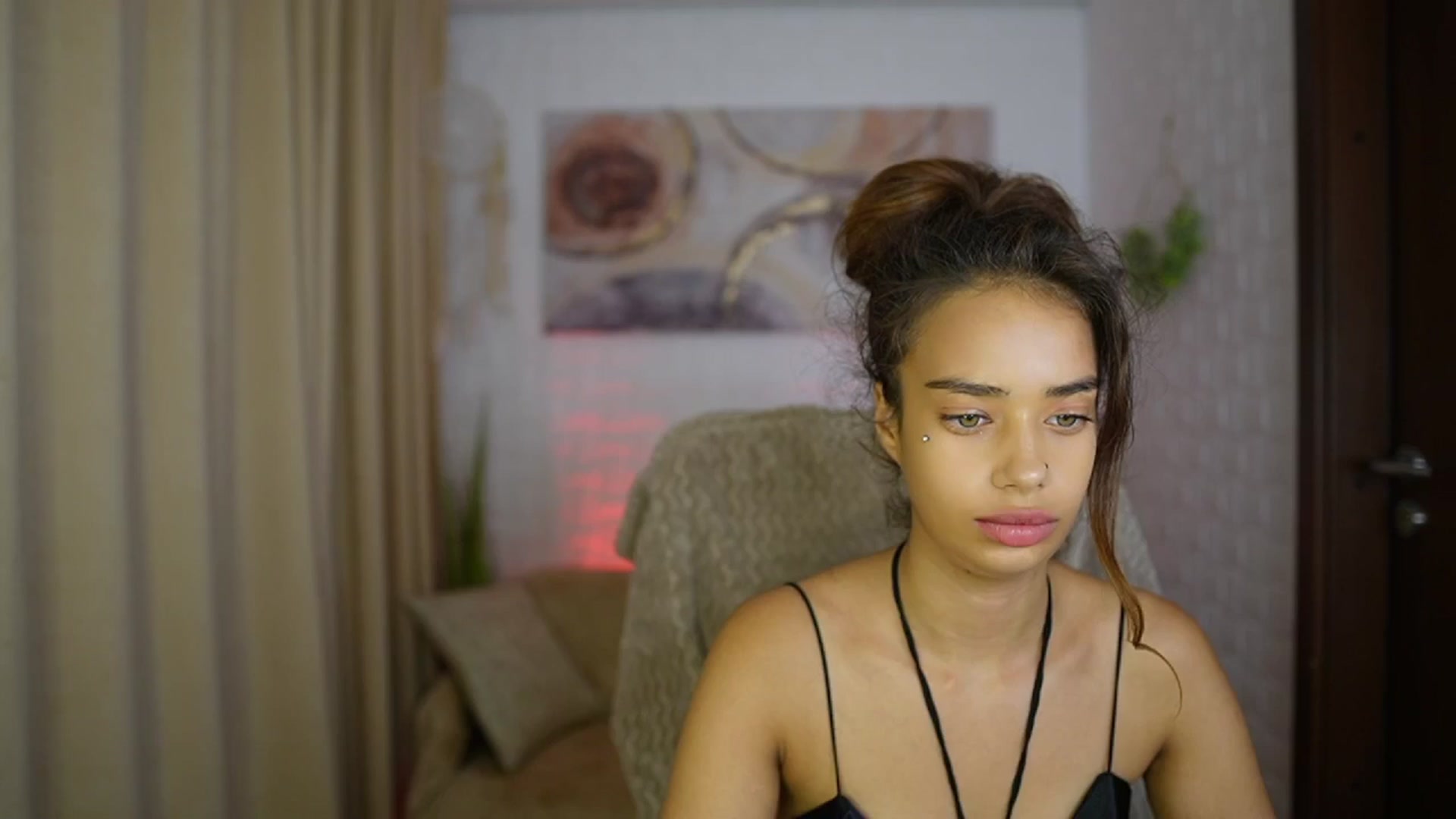 Gallery image thumbnail from Baby__Jewel's myfreecams stream on, 09/03/2024, 17:53 image 13 of 20