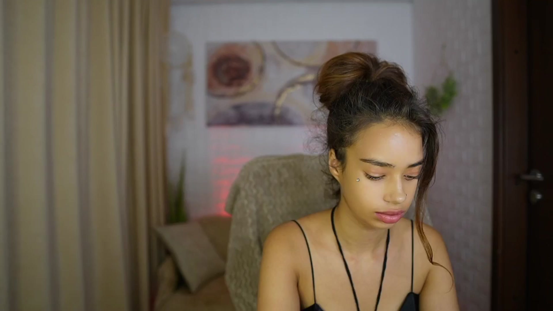 Gallery image thumbnail from Baby__Jewel's myfreecams stream on, 09/03/2024, 17:53 image 20 of 20
