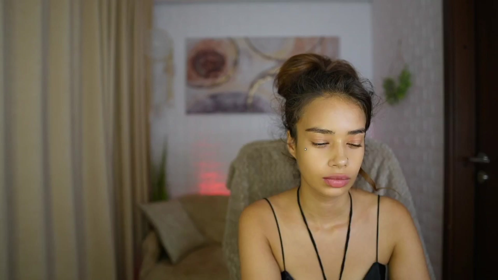 Gallery image thumbnail from Baby__Jewel's myfreecams stream on, 09/03/2024, 17:53 image 17 of 20