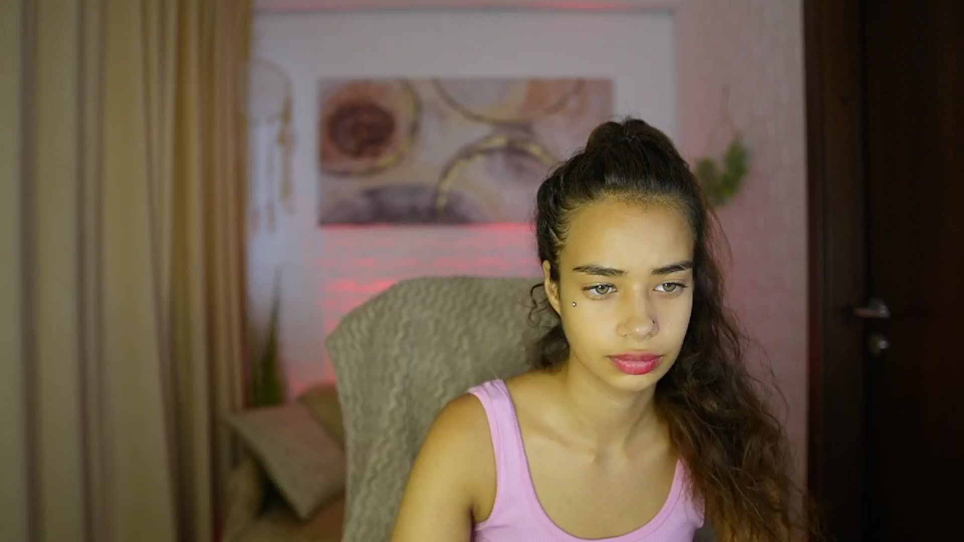 Gallery image thumbnail from Baby__Jewel's myfreecams stream on, 09/04/2024, 15:02 image 11 of 20