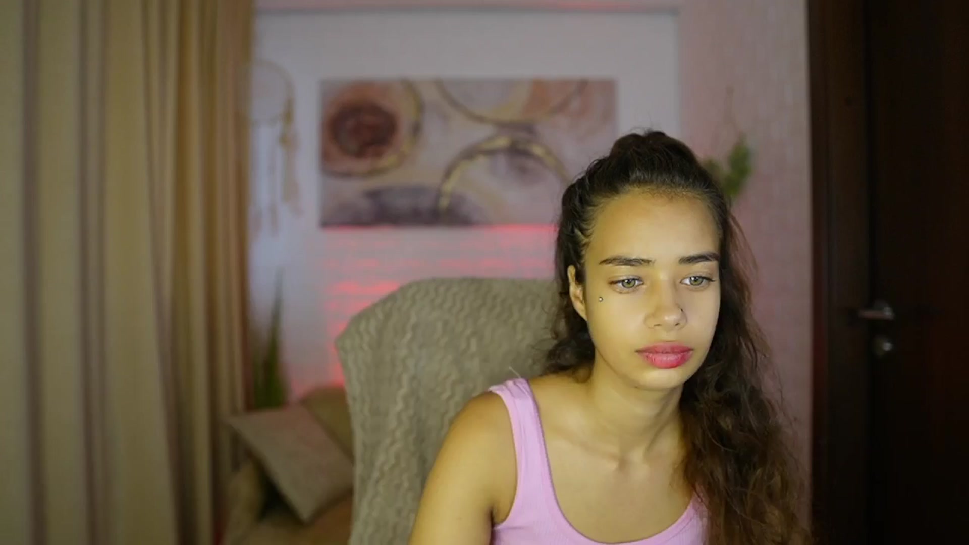 Gallery image thumbnail from Baby__Jewel's myfreecams stream on, 09/04/2024, 15:02 image 12 of 20