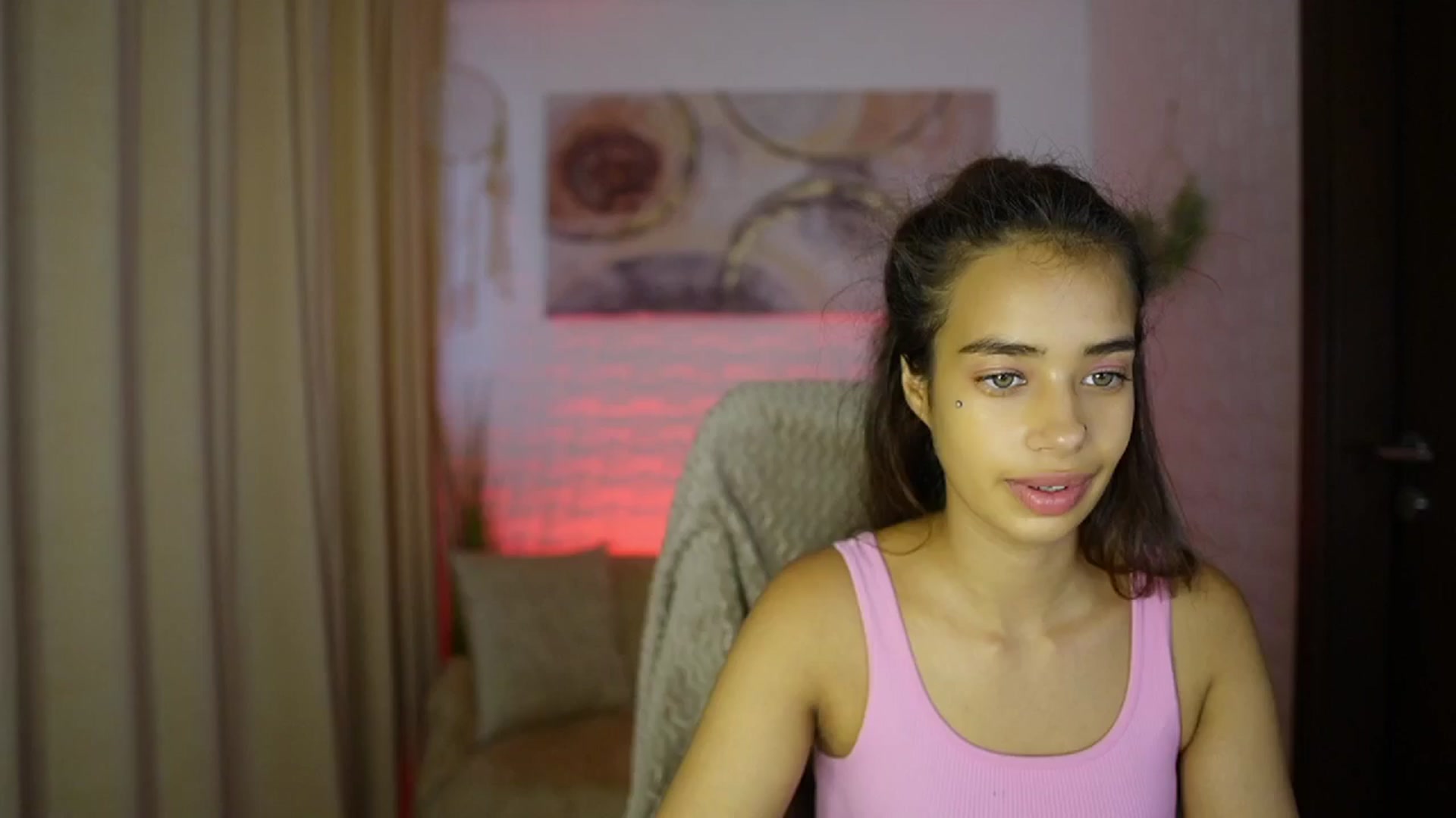 Gallery image thumbnail from Baby__Jewel's myfreecams stream on, 09/05/2024, 14:55 image 6 of 20