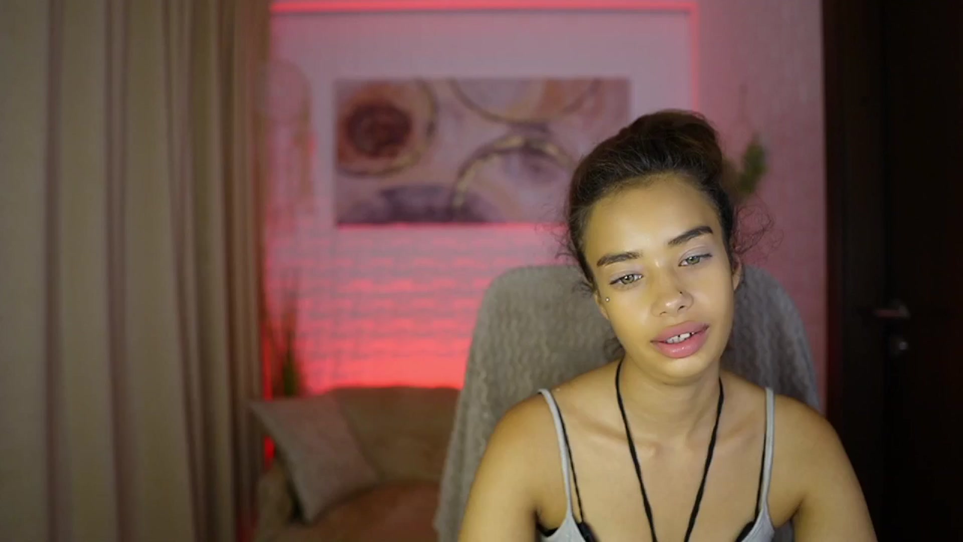 Gallery image thumbnail from Baby__Jewel's myfreecams stream on, 09/09/2024, 17:45 image 16 of 20