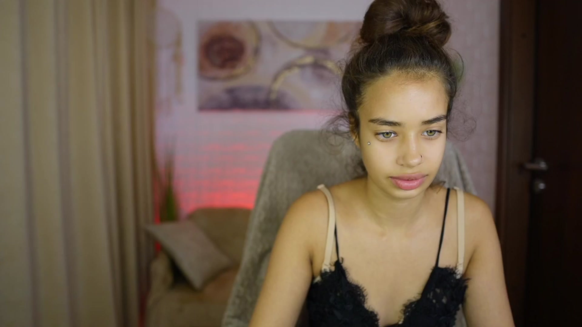 Gallery image thumbnail from Baby__Jewel's myfreecams stream on, 09/10/2024, 15:12 image 8 of 20