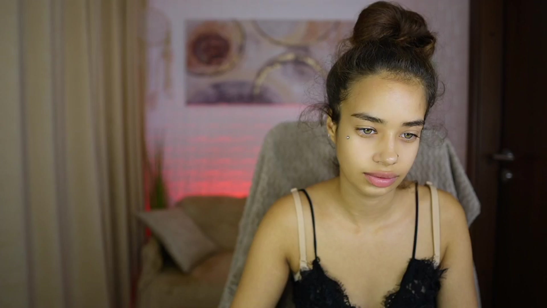 Gallery image thumbnail from Baby__Jewel's myfreecams stream on, 09/10/2024, 16:33 image 6 of 20