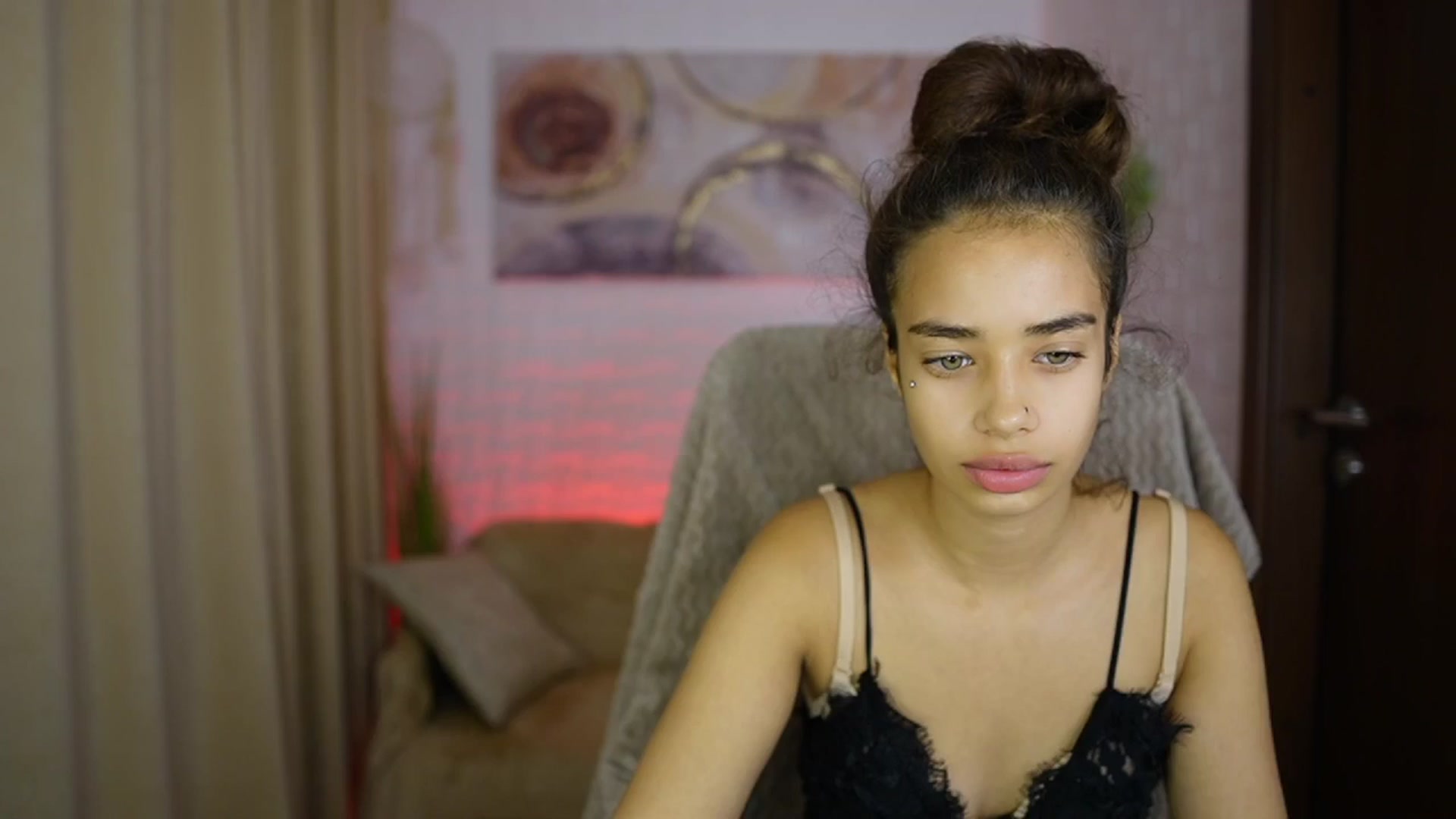 Gallery image thumbnail from Baby__Jewel's myfreecams stream on, 09/10/2024, 16:33 image 15 of 20