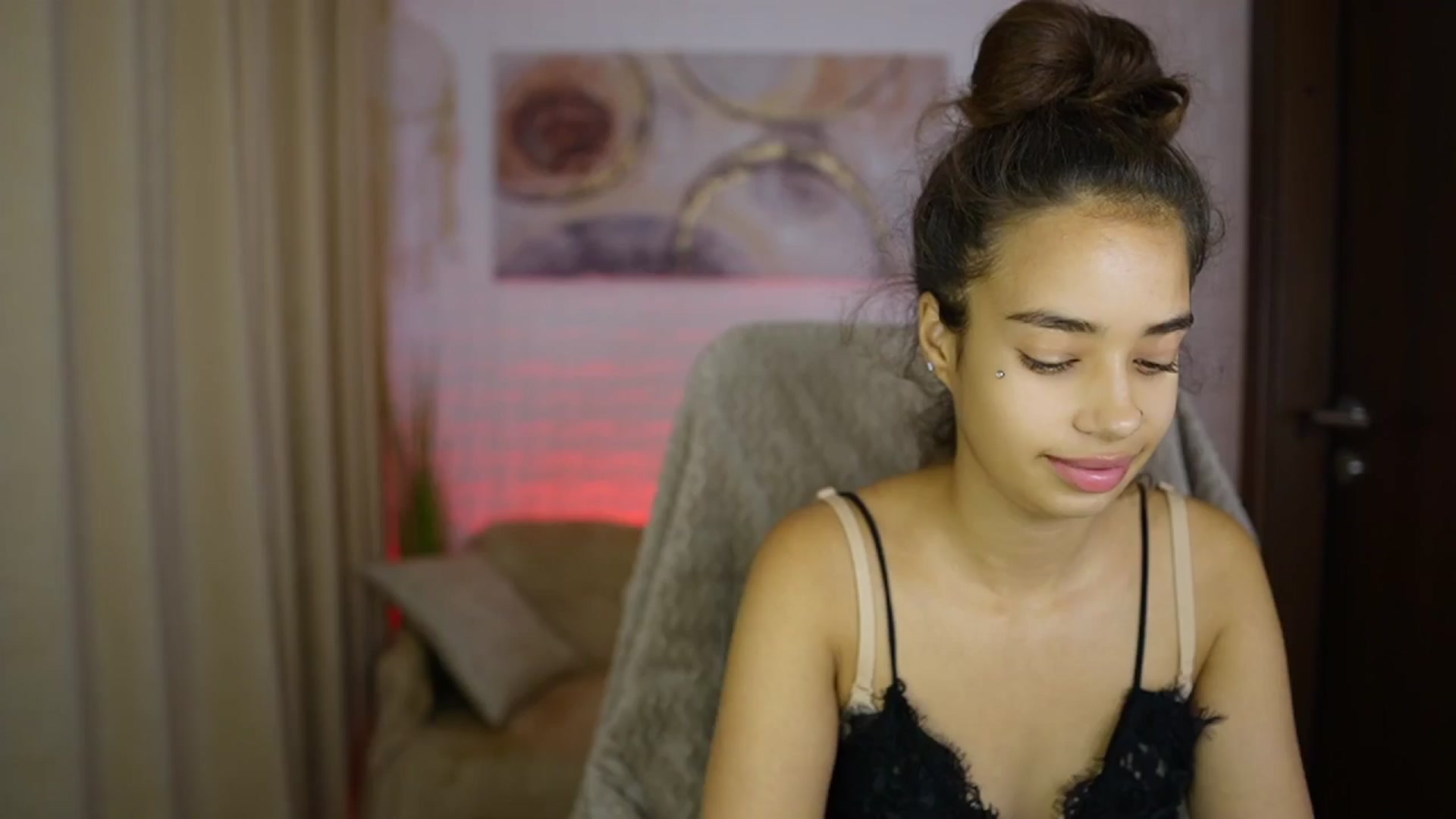 Gallery image thumbnail from Baby__Jewel's myfreecams stream on, 09/10/2024, 16:33 image 9 of 20