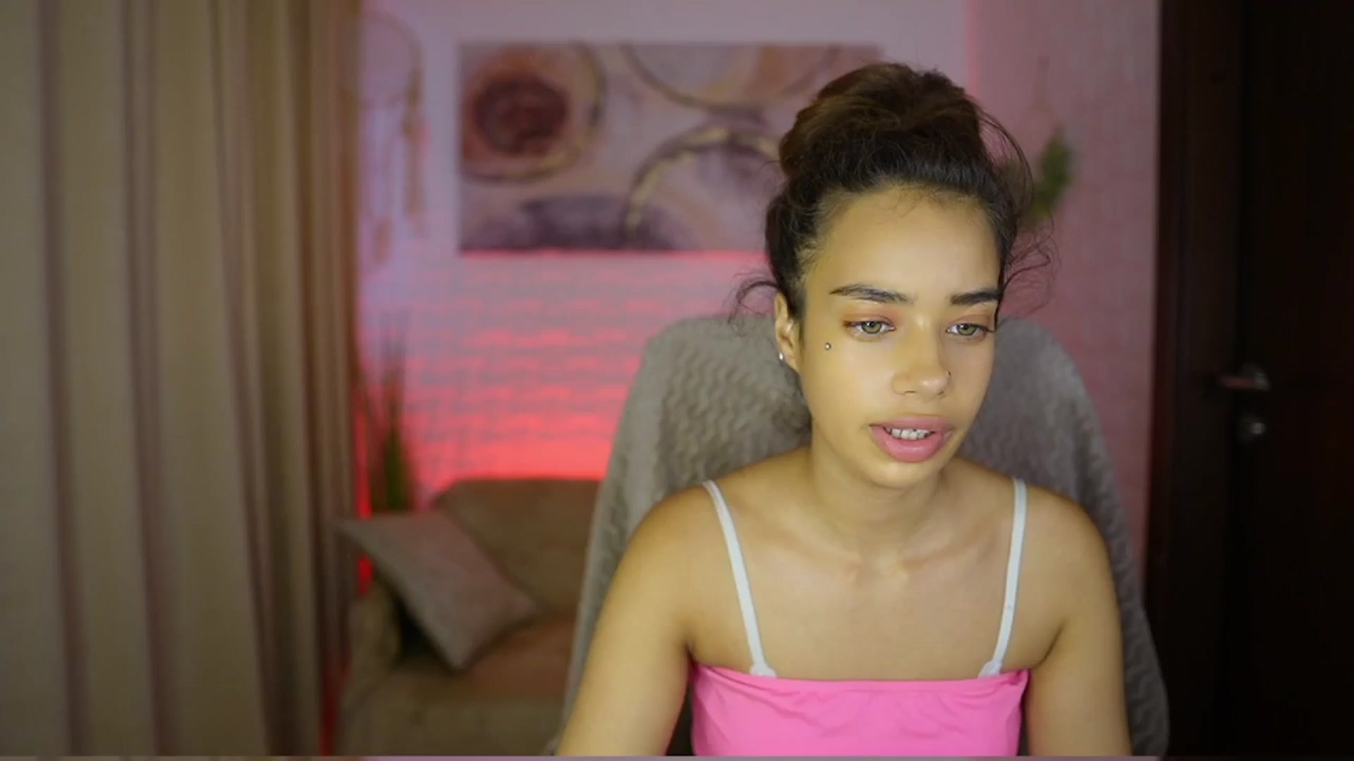 Gallery image thumbnail from Baby__Jewel's myfreecams stream on, 09/11/2024, 14:34 image 5 of 20