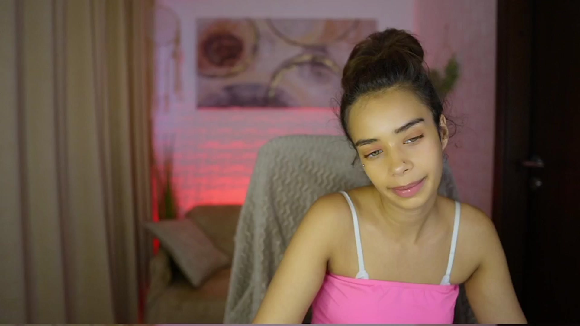 Gallery image thumbnail from Baby__Jewel's myfreecams stream on, 09/11/2024, 14:34 image 12 of 20