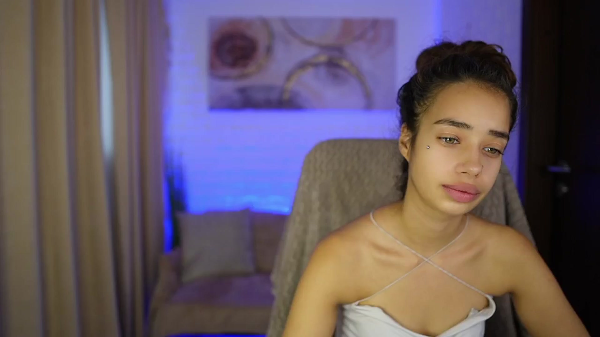 Gallery image thumbnail from Baby__Jewel's myfreecams stream on, 09/18/2024, 12:58 image 19 of 20