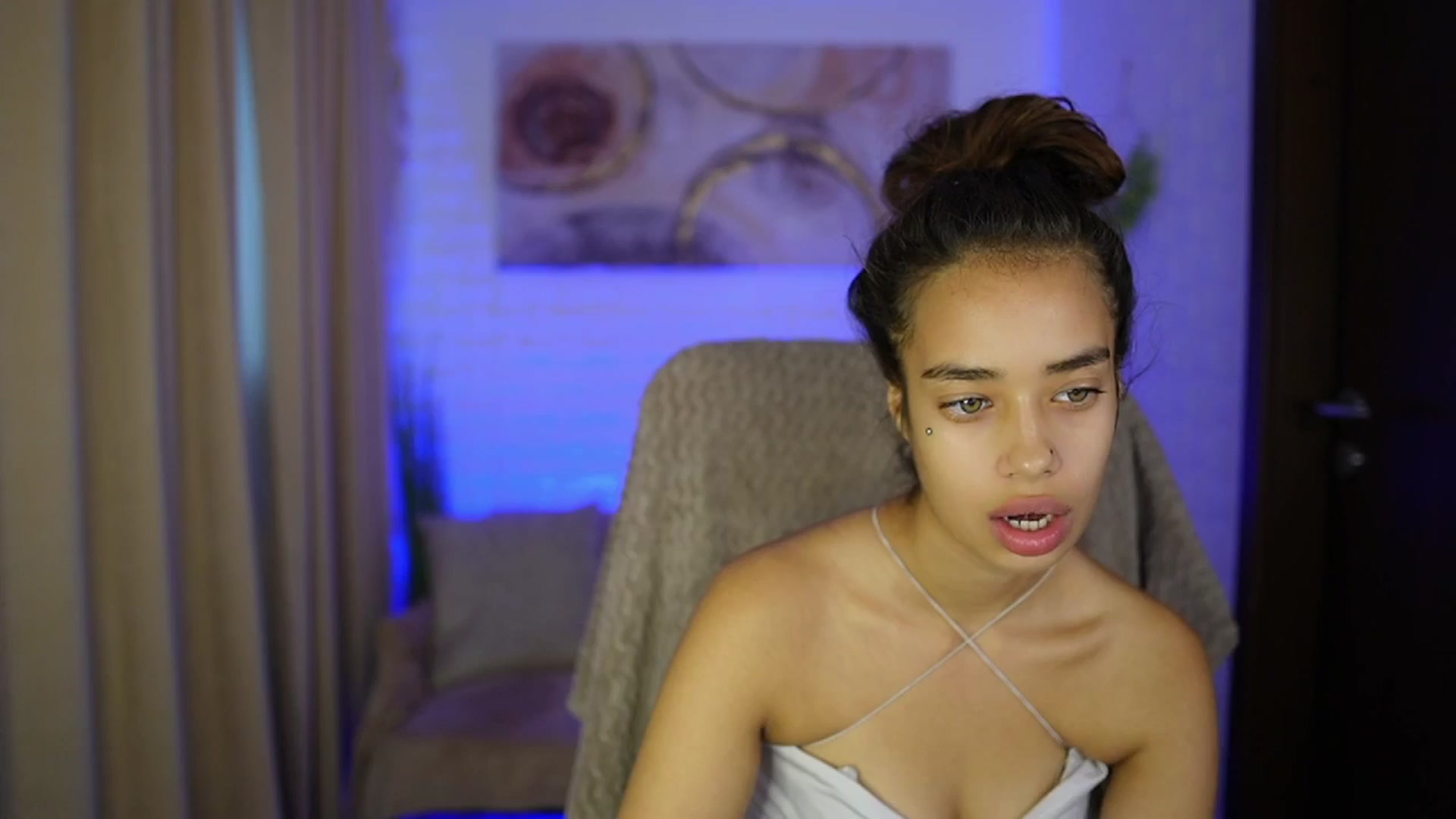 Gallery image thumbnail from Baby__Jewel's myfreecams stream on, 09/18/2024, 12:58 image 1 of 20