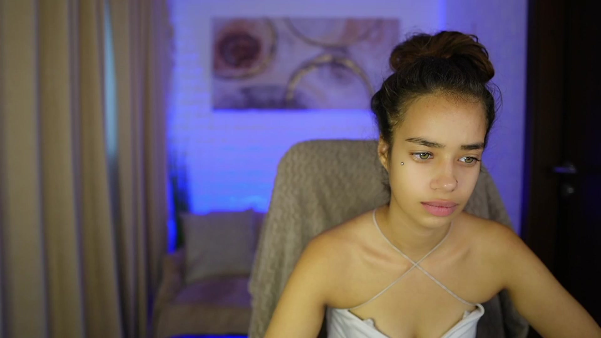 Gallery image thumbnail from Baby__Jewel's myfreecams stream on, 09/18/2024, 12:58 image 11 of 20