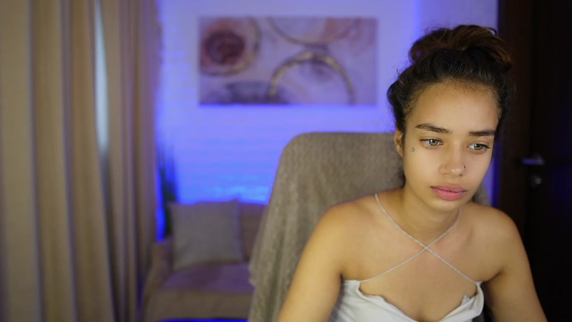 Gallery image thumbnail from Baby__Jewel's myfreecams stream on, 09/18/2024, 12:58 image 18 of 20