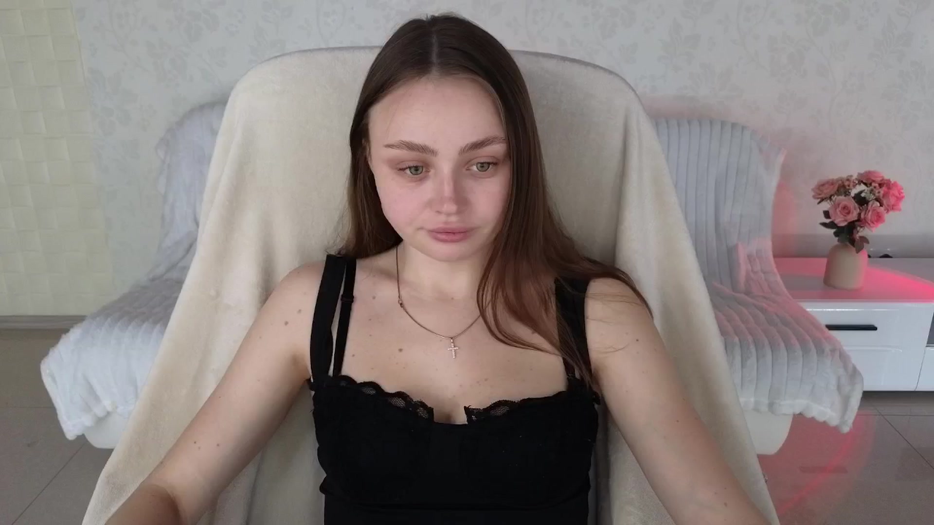 Gallery image thumbnail from Baby_emmaa's myfreecams stream on, 04/13/2026, 10:11 image 2 of 20