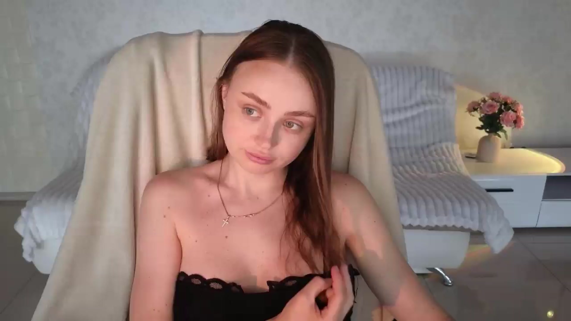 Gallery image thumbnail from Baby_emmaa's myfreecams stream on, 07/21/2026, 10:23 image 18 of 20