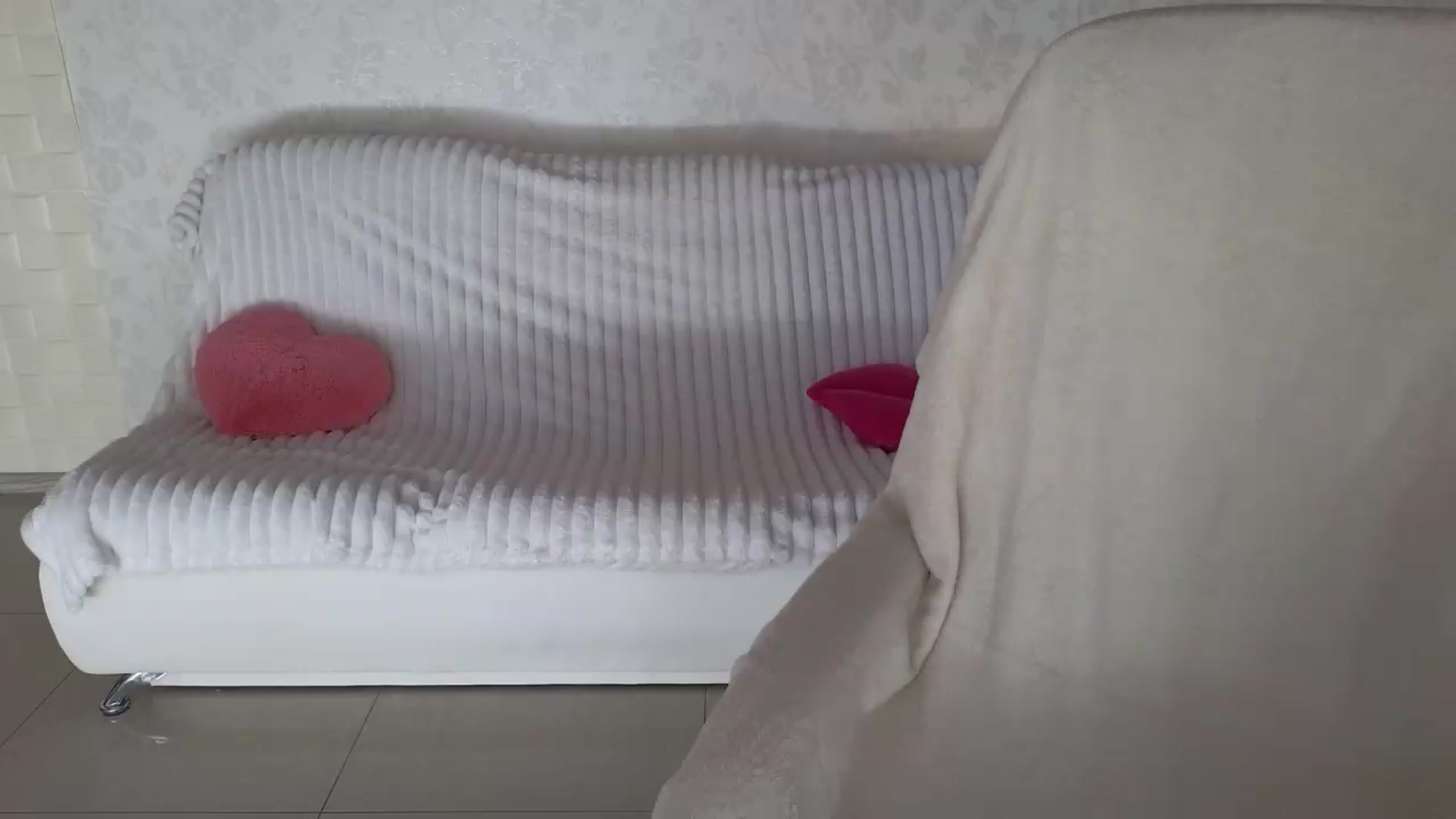 Gallery image thumbnail from Baby_emmaa's myfreecams stream on, 07/30/2026, 10:29 image 2 of 20